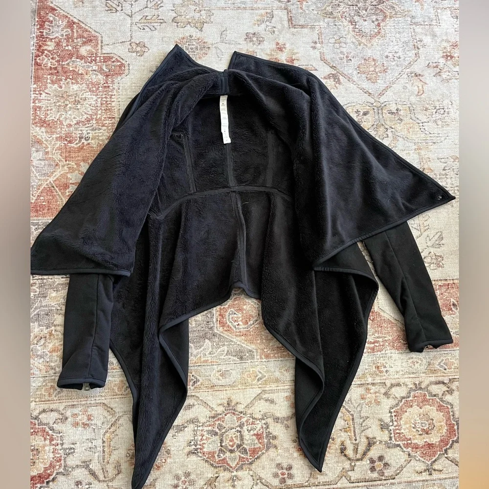 Lululemon Presence Of Mind Jacket - Picture 3 of 5